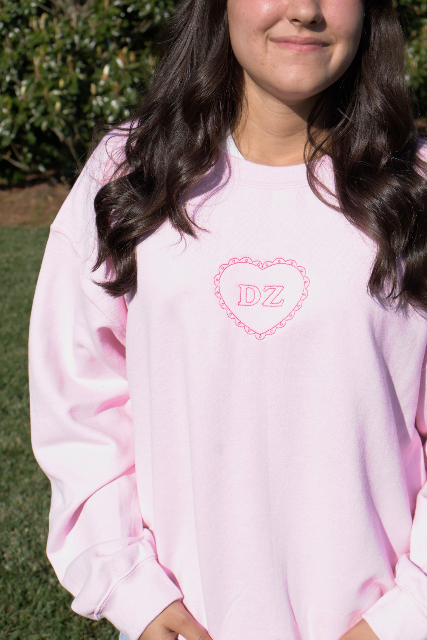 Delta Zeta Embroidered Coquette Heart Crewneck